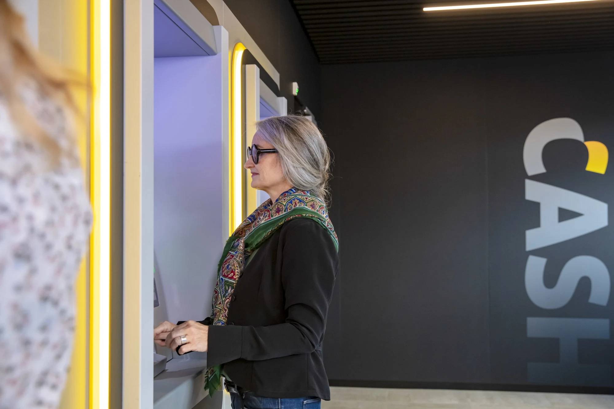 Que faire si ma carte est avalée par un point CASH Bancontact ?