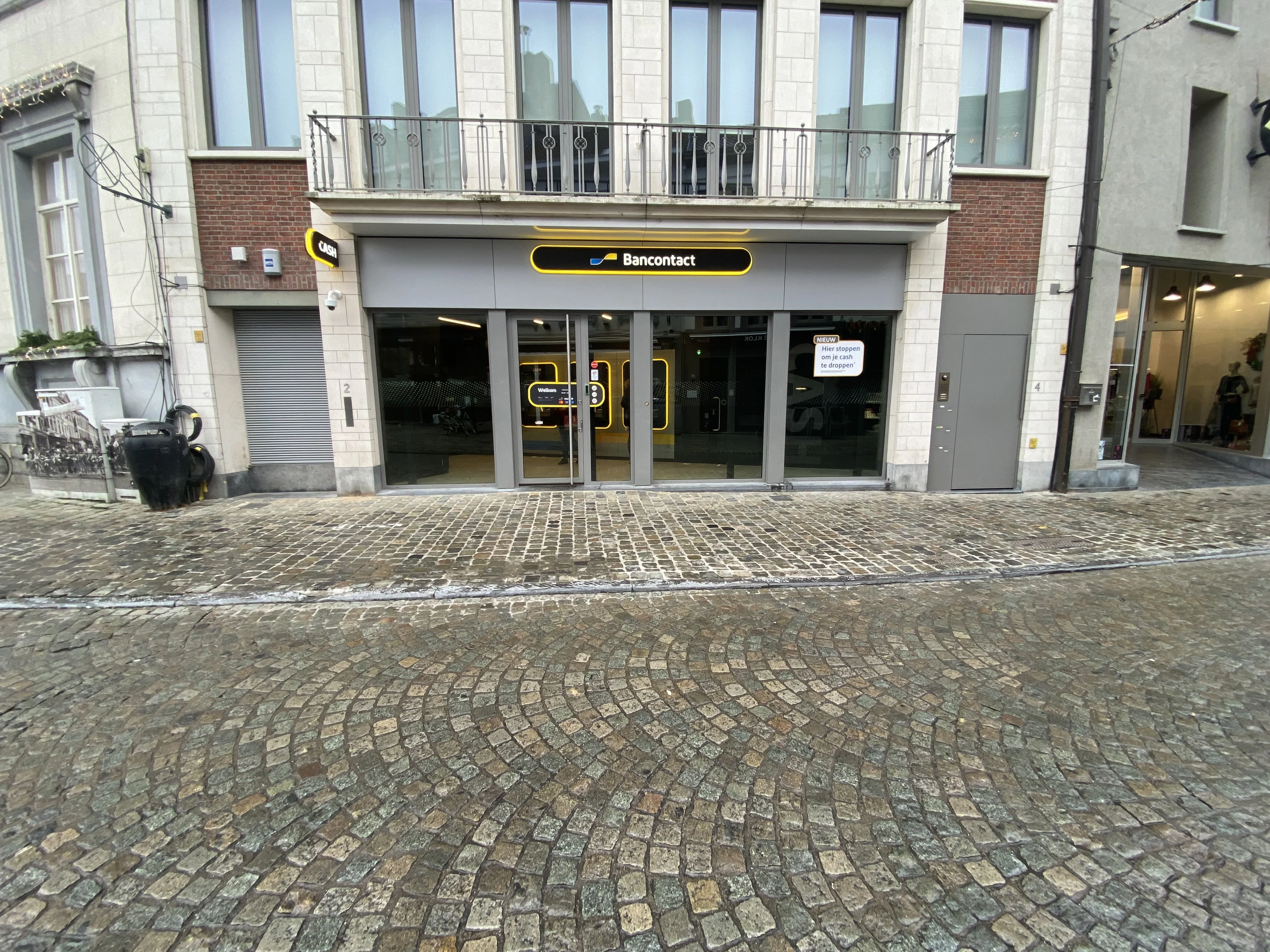 CASH - Aalst - Grote Markt Aalst