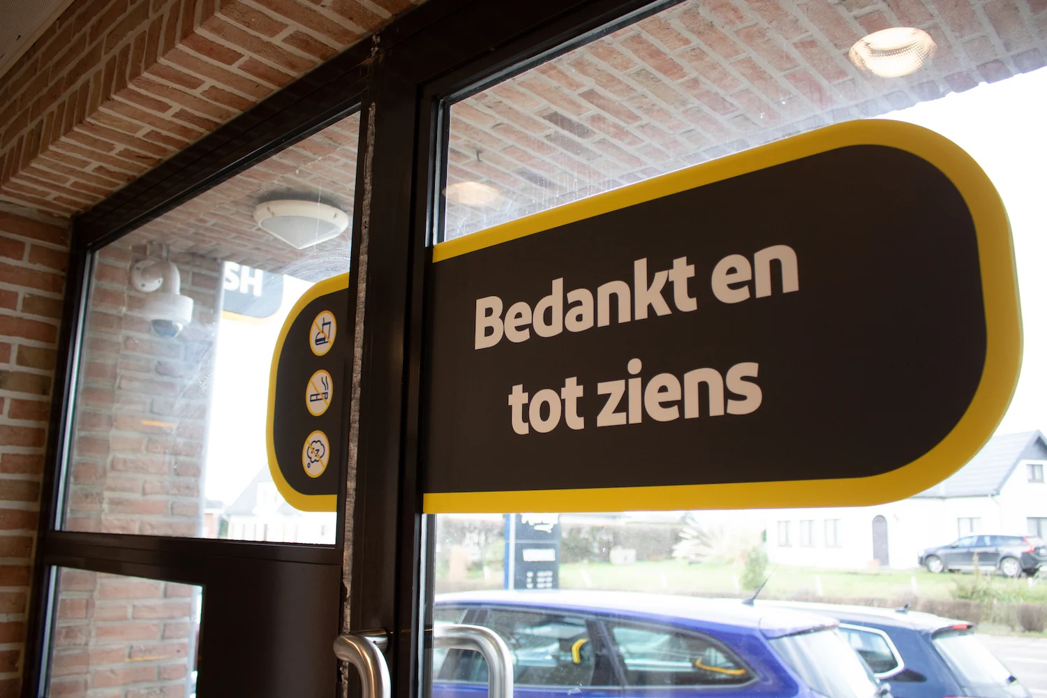 CASH - Brustem - Vliegveldlaan Brustem