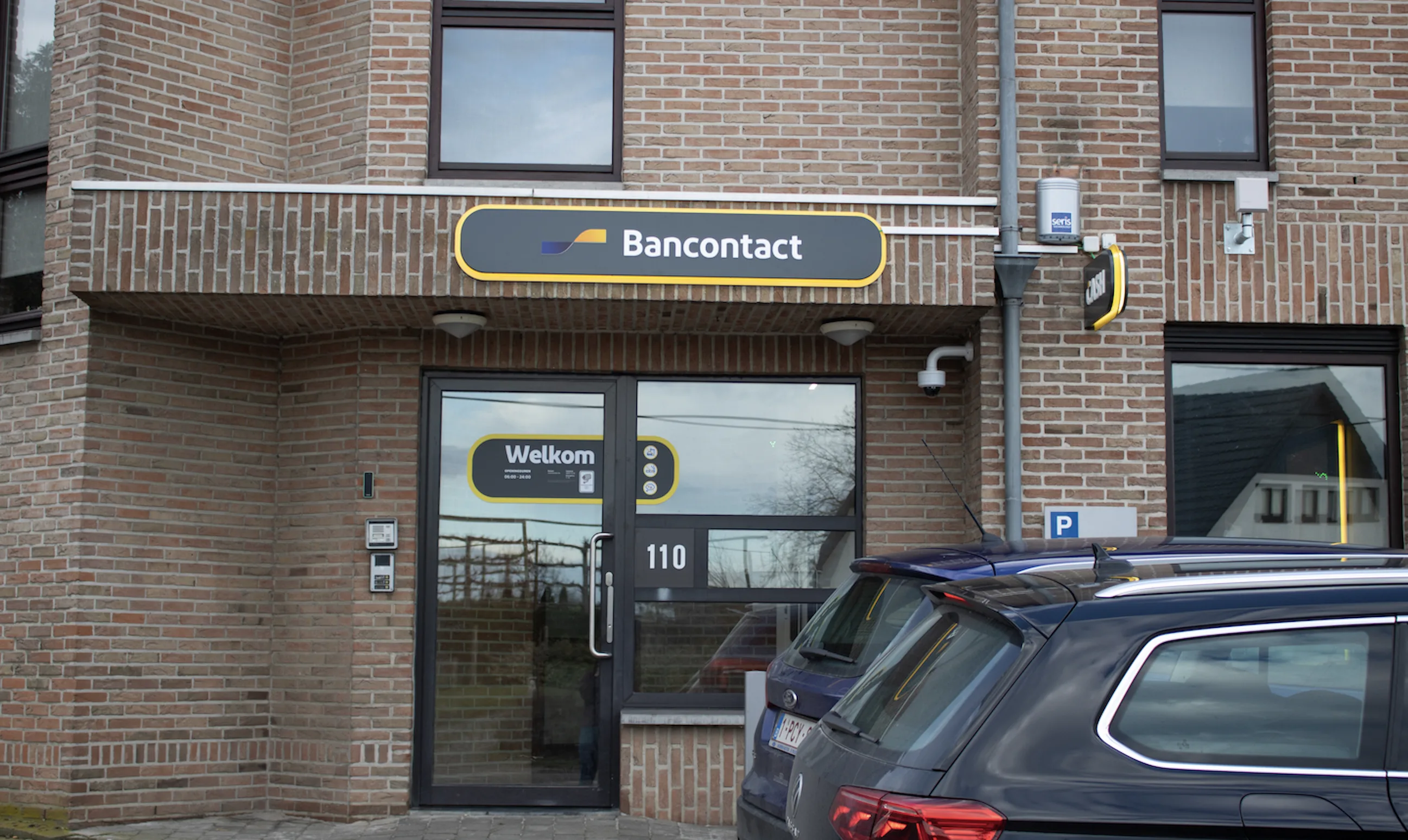 CASH - Brustem - Vliegveldlaan Brustem